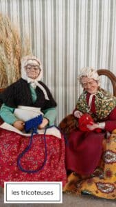 Les Tricoteuses